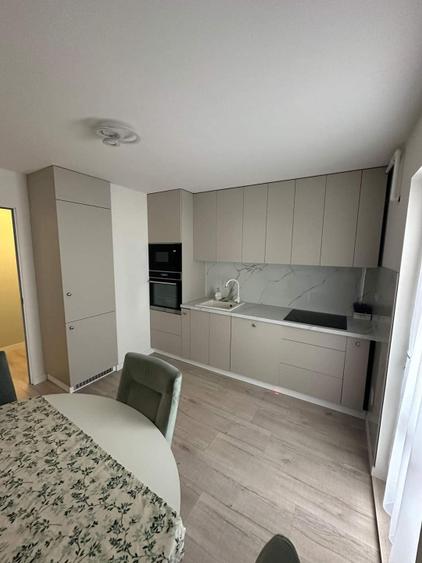 Apartament 55 mp, recent renovat premium, încălzire în pardoseală