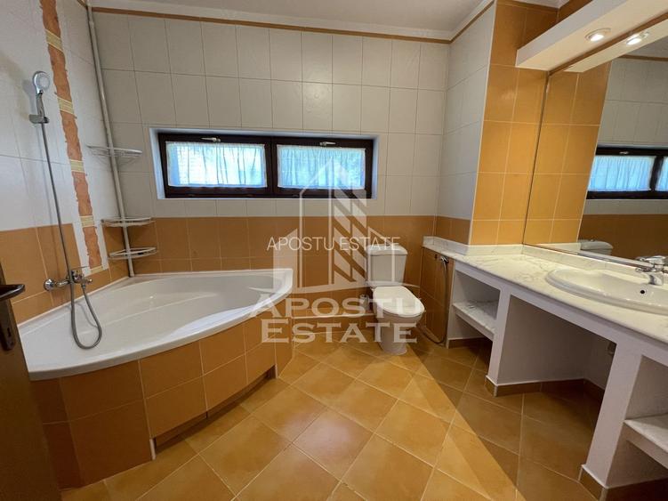 Casa de inchiriat, 4 dormitoare, 3 bai, garaj, curte, zona Lipovei. - 14