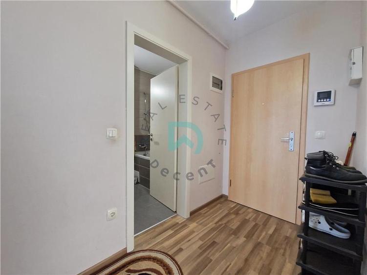 Apartament 2 camere, parcare, Coresi, Tractorul