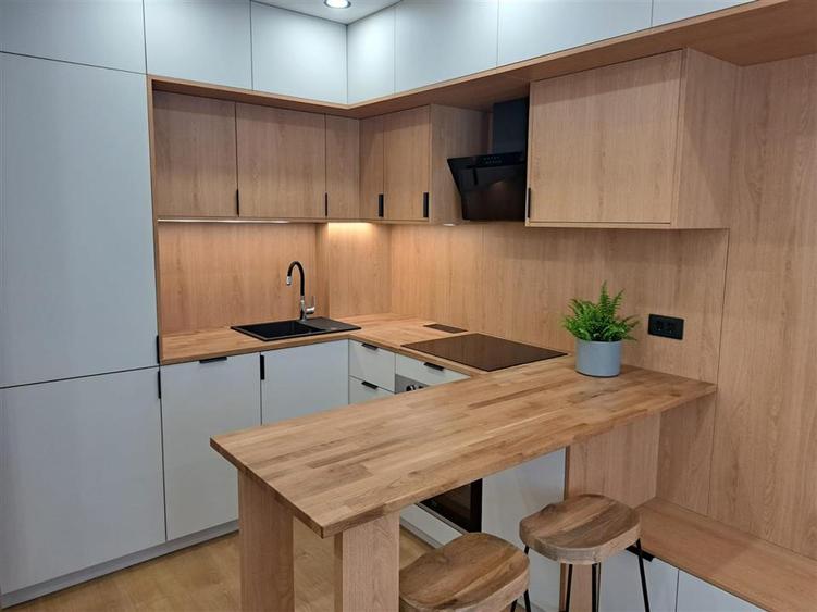 APARTAMENT CU 2 CAMERE ULTRACENTRAL