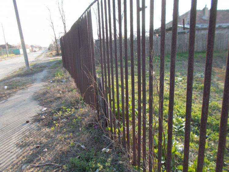 Teren de vanzare pe strada Comarnic ,toate utilitatile