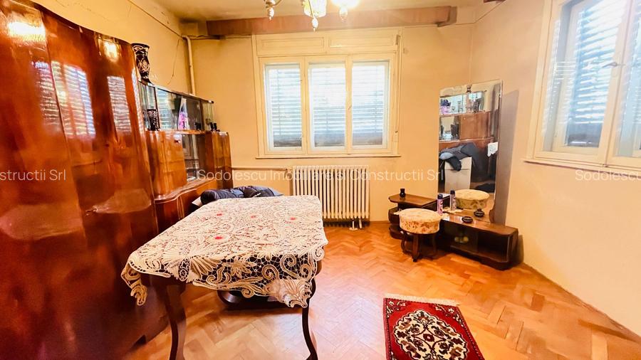 Casa spatioasa cu teren 739 mp in zona Mehala