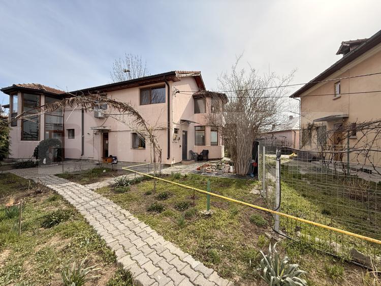Clădire birouri P + M 230 mp utili, 661 mp teren, Brestei - Centru