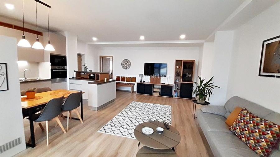 Penthouse cu 5 camere in URBAN PENTHA-zona Coresi - 12