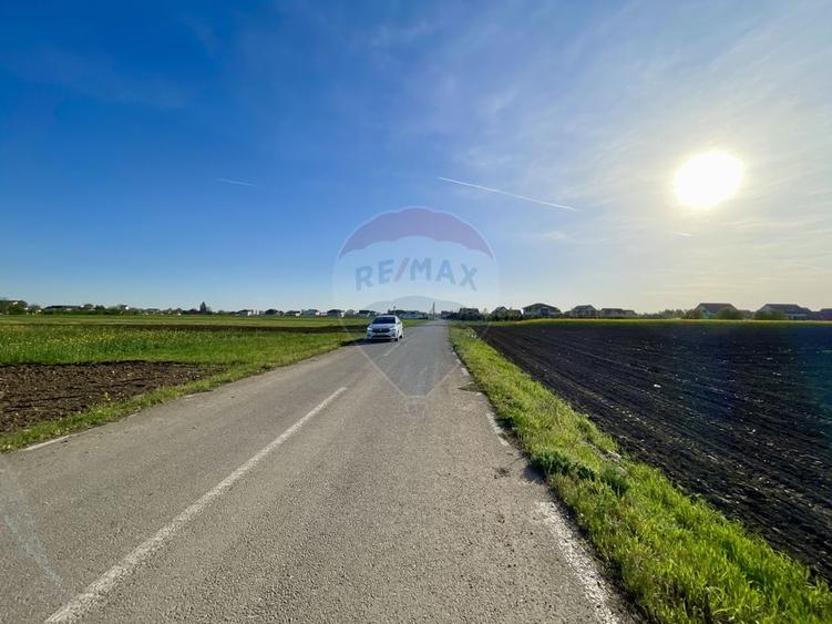 Teren Intravilan 6.220 mp | Strejnicu, Strada Livezilor