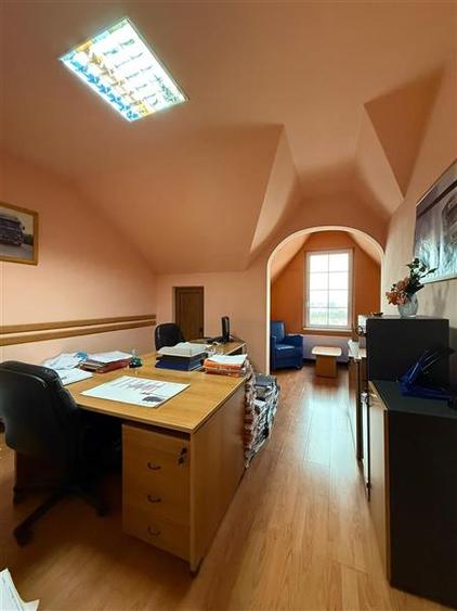 Exclusivitate, Hale si cladire de birouri, 6232 mp teren , Calea Feldioarei, Bra