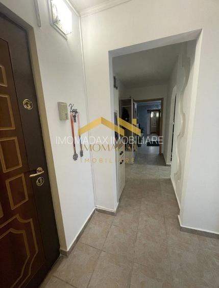 Aradului 3 camere etaj 3 - 5