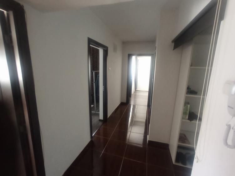 2 camere Mergeanului