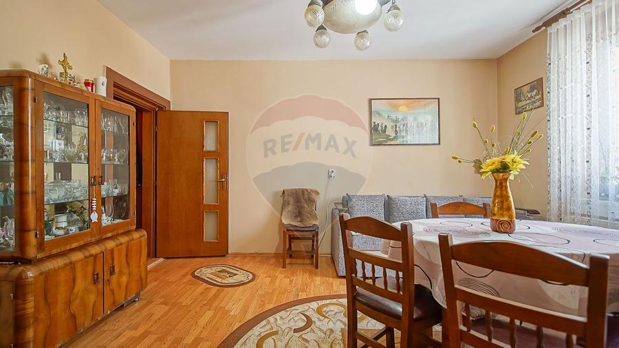 Casă individuală de vânzare pe str. Cloșca din Brașov | Centru istoric