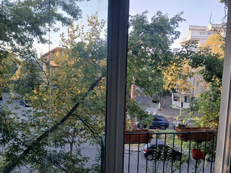 Apartament 45 mp în Primăverii – vedere superba, ideal pentru renovare premium