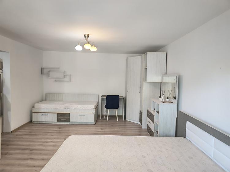 Garsonieră | Vitan | Renovat 2026 | 40,7 mp | Mobilat complet | Etaj 3