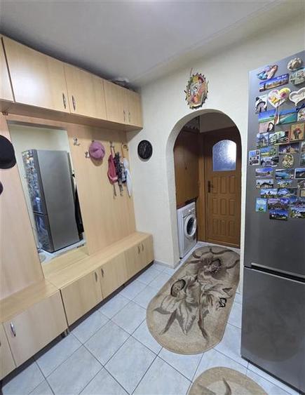 Apartament 2 camere, Galata (statie de autobuz la 100m)