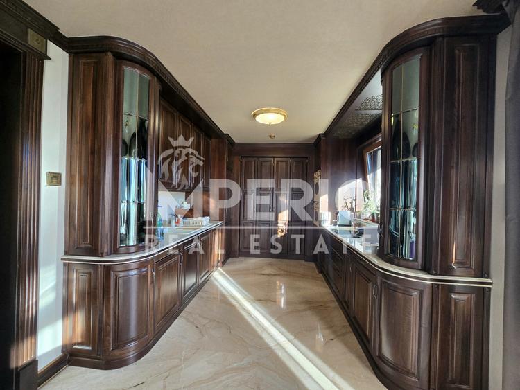 Casa individuala de vanzare in Andrei Muresanu – proprietate premium cu piscina