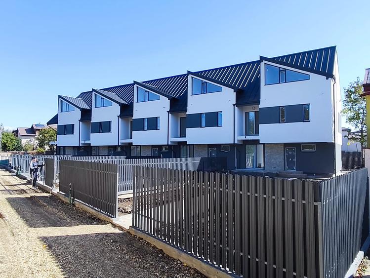 FARA COMISIOANE CASA TOP 5 camere P+1+ M 3 bai incalzire pardoseala LA CHEIE
