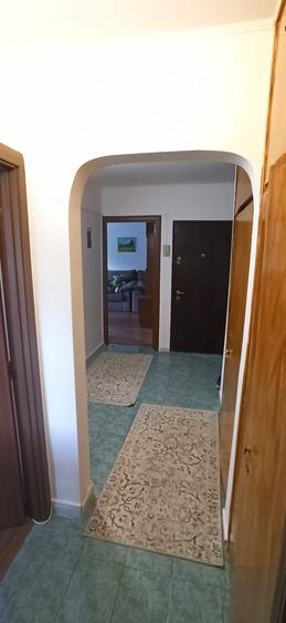 De închiriat – Ap 2 camere decomandat – Militari – Apusului – Parcare