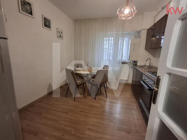 Apartament 3 camere de închiriat - Calea București - 6