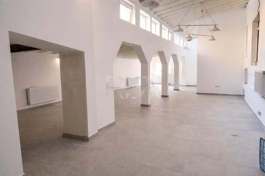 Vilă 9 camere Eminescu, 2 centrale, 355 mp