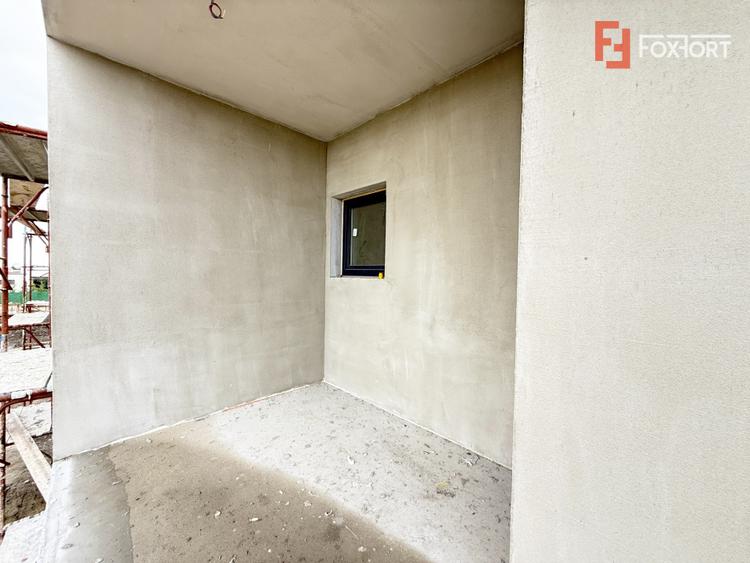 Casa individuala cu 4 camere de vanzare in Sacalaz, zona Exterior Est