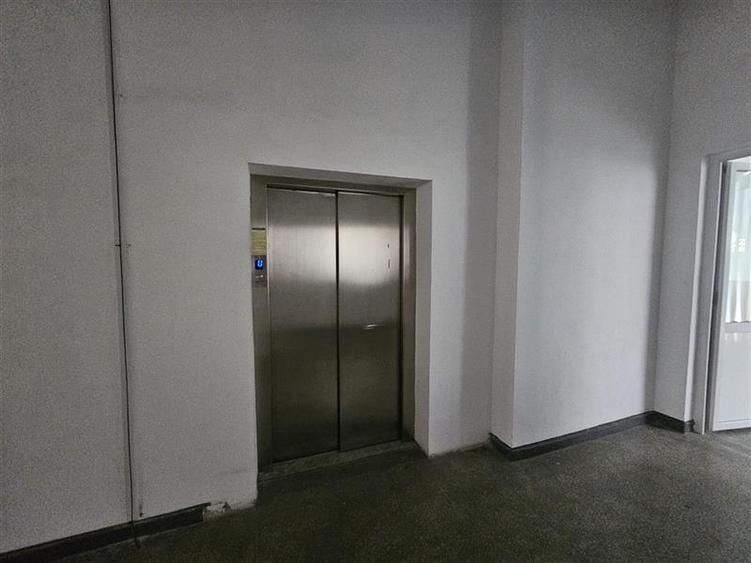 Spatii multifunctionale de inchiriat - birouri, producție, depozitare