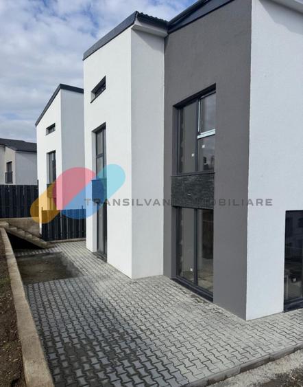 Casă tip duplex modernă, 115 mp, 4 camere-Dezmir
