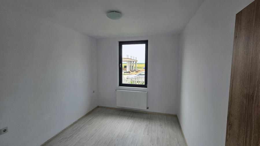 VILE P+1, 4 camere+Teren 250 mp.zona Otopeni, COMPLEX CU PISCINA-COMISION 0%