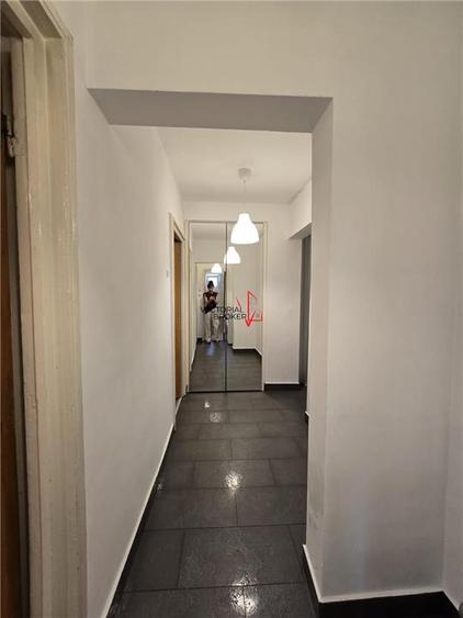 4 camere decomandate chiar la intrarea in parc, reper Palatul Ghica Tei