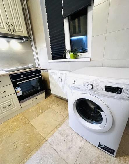 Apartament 3 camere, decomandat, 68 mp, ac, metrou aproape, 1 Decembrie 1918