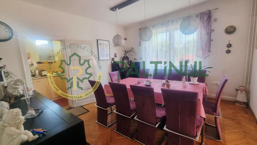 Casă spațioasă în Turnișor – teren 584 mp, apartament secundar, terasă