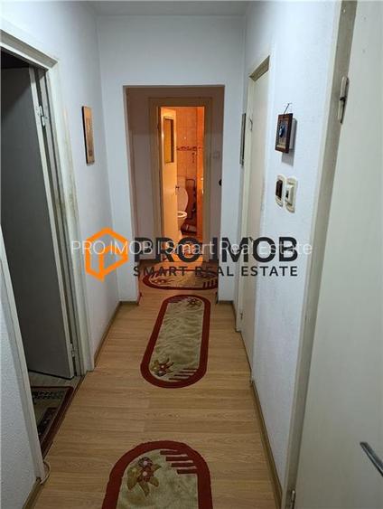Apartament 3 camere cf 1 decomandat zona Micro 5 - 6