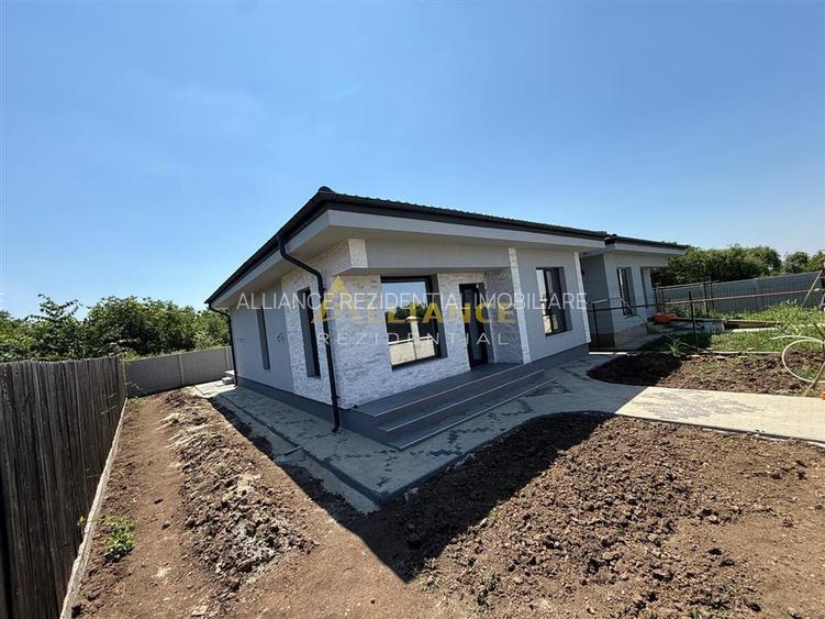 Casa individuala ||3 camere 1 baie || 250 mp teren || - 2