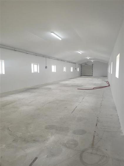 Hala de productie 370 mp renovata de inchiriat – Valea Seaca, la 10 minute de or