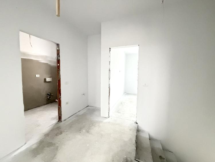 Duplex modern, 4 camere, 100 mp utili, 330 mp teren - Giroc