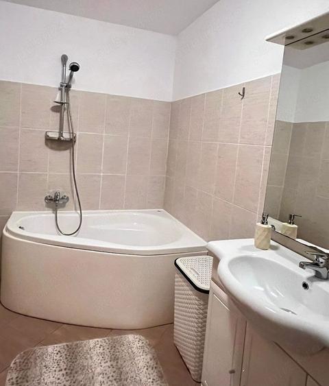 Apartament 2 camere, zona Jiului / loc de parcare + centrala proprie