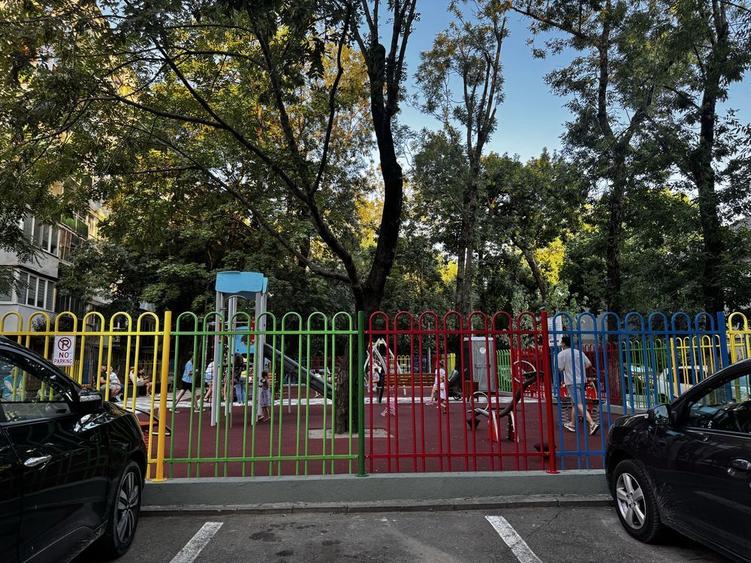 🔑 De Închiriat: 2 Camere Decomandat – Metrou Eroii Revoluției