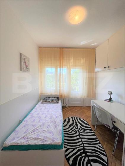 Casa individuala 120 mp, 4 camere, 2 bai, zona UMF
