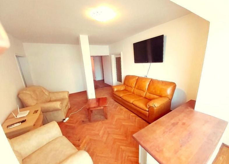 Apartament 4 camere -decomandat- Piata Unirii- Central