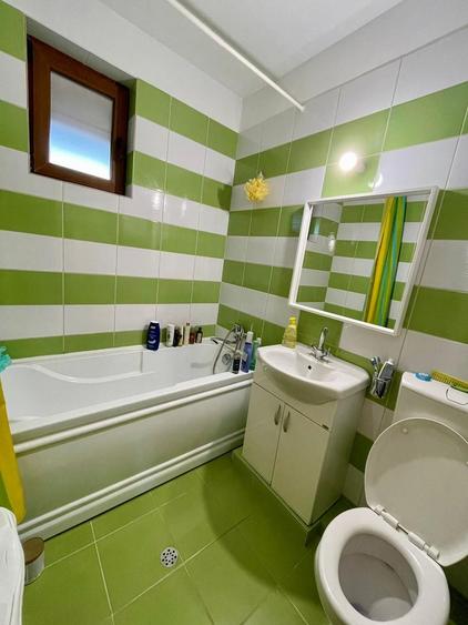 Apartament 3 camere, parcare exterioara, in Manastur.