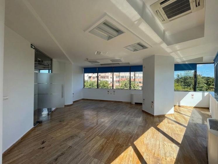 Centru , spatiu birouri clasa A, 90 mp., utilitati si mentenanta incluse