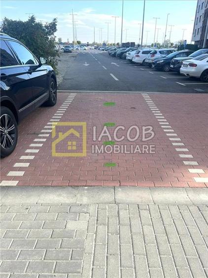 Boxa si loc de parcare in Arena Residence