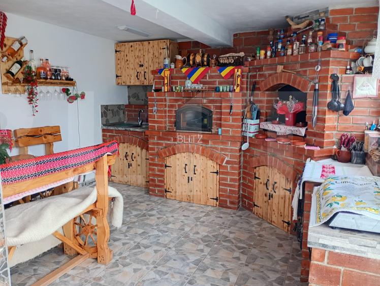 Casa cu 6 camere, 205 mp, teren 502 mp, Chichiș - 7