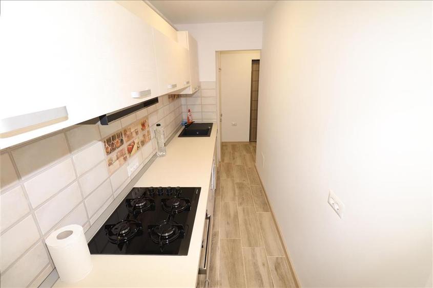 Garsoniera renovata si mobilata zona Big Marelbo