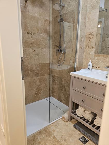 Apartament Summerland - totul nou.