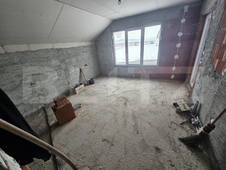 Casa semifinisata de vanzare - Jelna