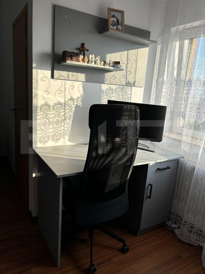 Apartament cu 3 camere de vanzare, 117 mp, strada Baritiu