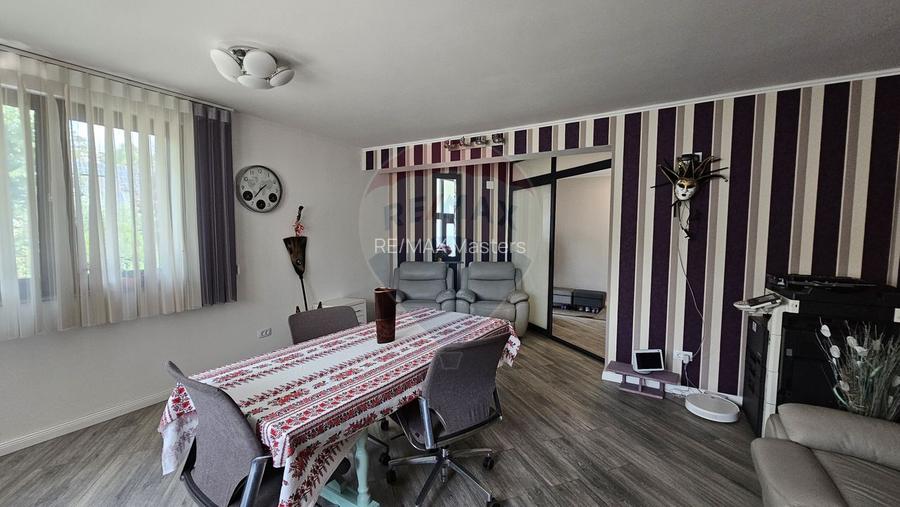 Casă / Vilă cu 7 camere si teren 1000 mp în zona Centrala-Suceava - 15