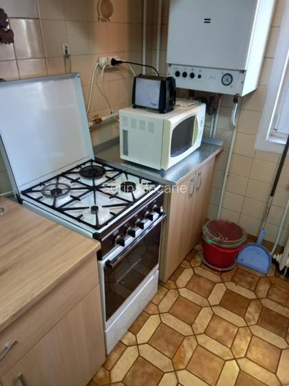 INCHIRIEZ APARTAMENT 2 CAMERE ZONA CENTRALA - 5