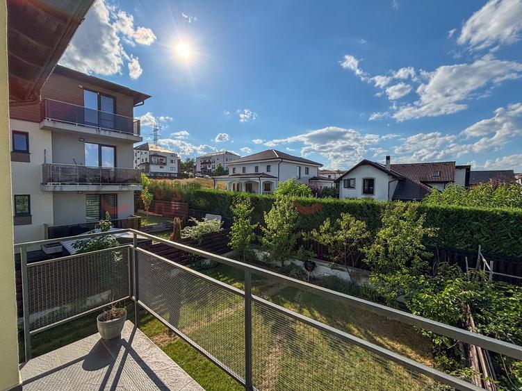 Duplex bine compartimentat - Curte amenajata - Borhanci, la inceput