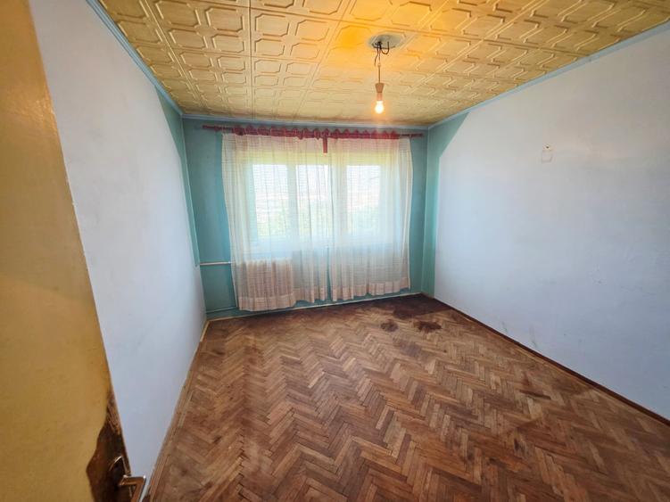 Apartament 2 camere de vanzare, Nord, bloc cu bulina