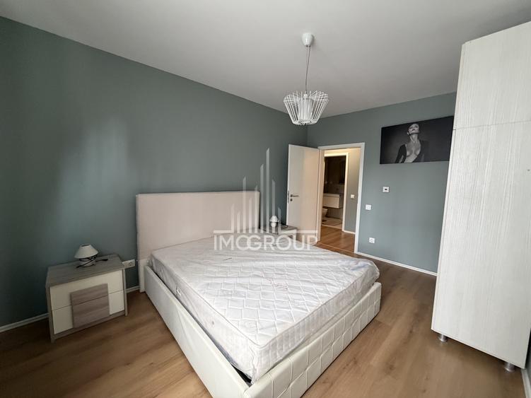 Apartament 3 camere,80 mp, 2 bai, balcon, parcare RIviera, langa Iulius Mall.