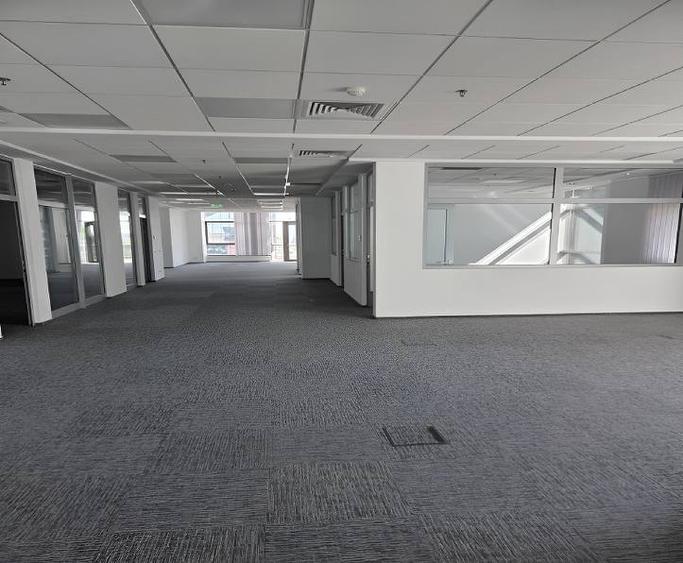 Multigalaxy Business Center 2, Pompei, 210 mp  0% comision!